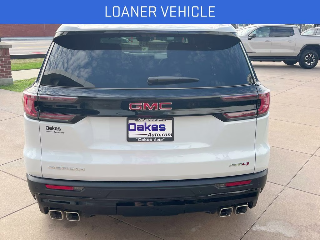 2026 Glacier White Tricoat GMC Acadia AT4 AWD SUV