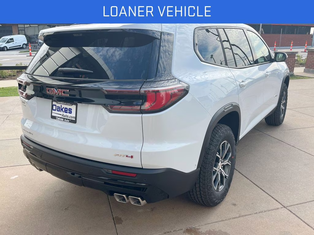 2026 Glacier White Tricoat GMC Acadia AT4 AWD SUV