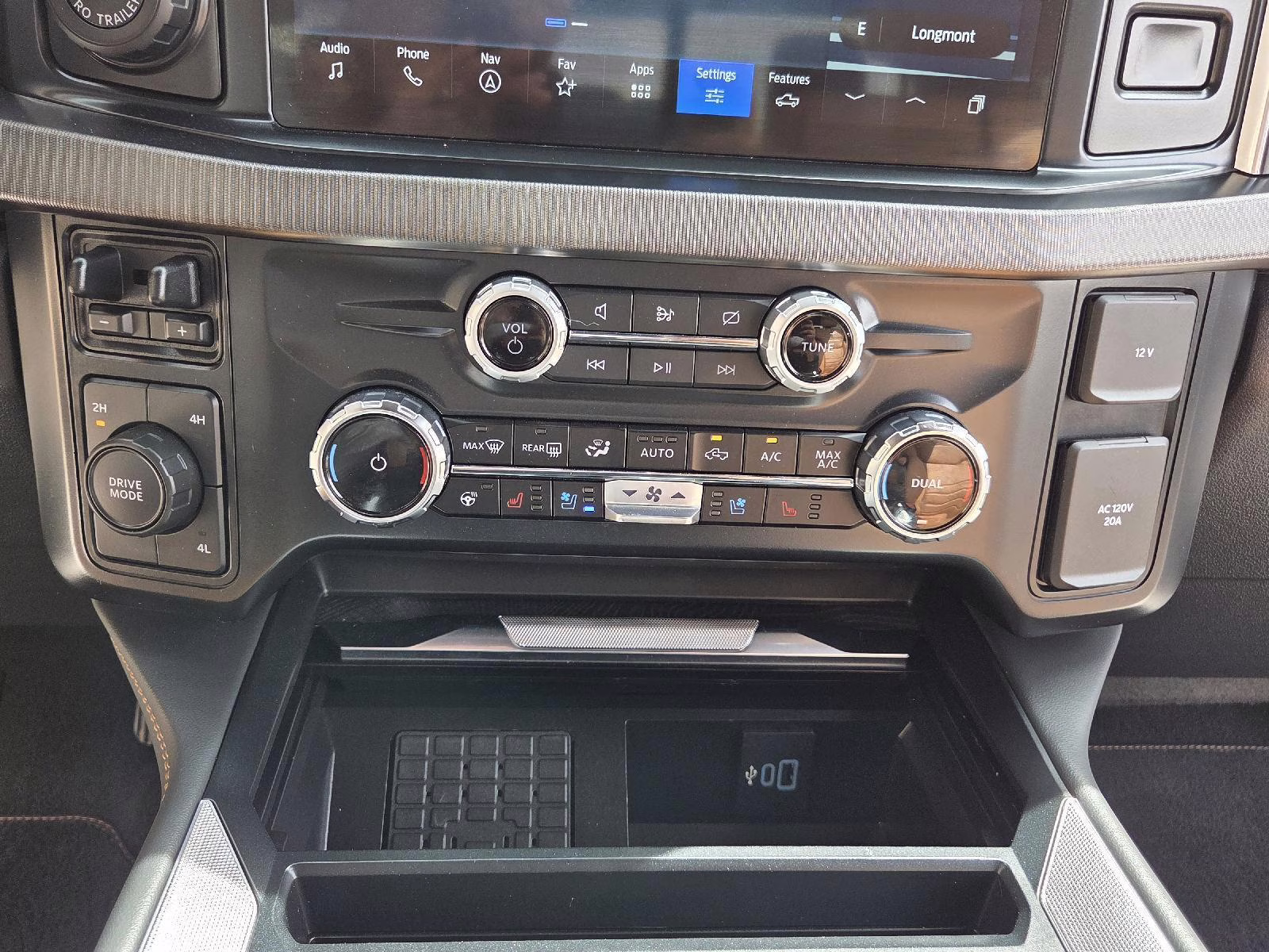 2023 Iconic Silver Ford Super Duty F-450 DRW Platinum 4X4 Truck