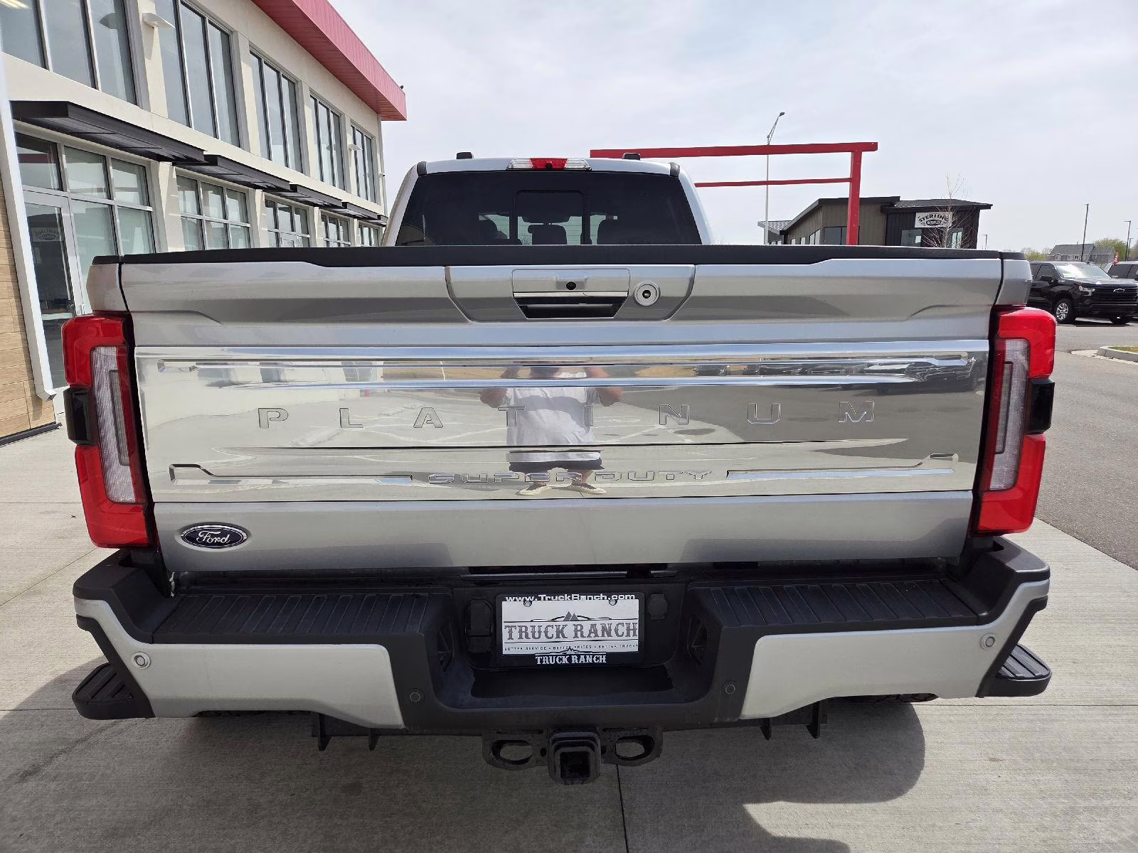 2023 Iconic Silver Ford Super Duty F-450 DRW Platinum 4X4 Truck