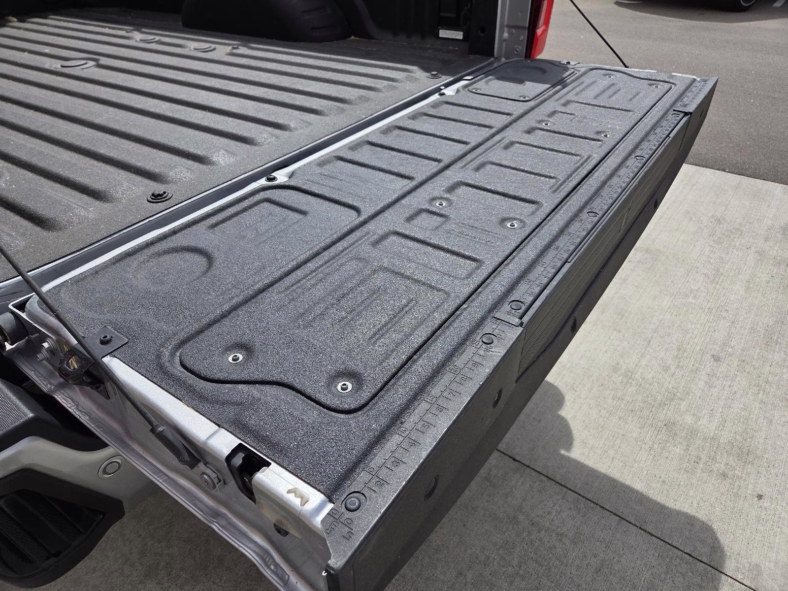 2023 Iconic Silver Ford Super Duty F-450 DRW Platinum 4X4 Truck