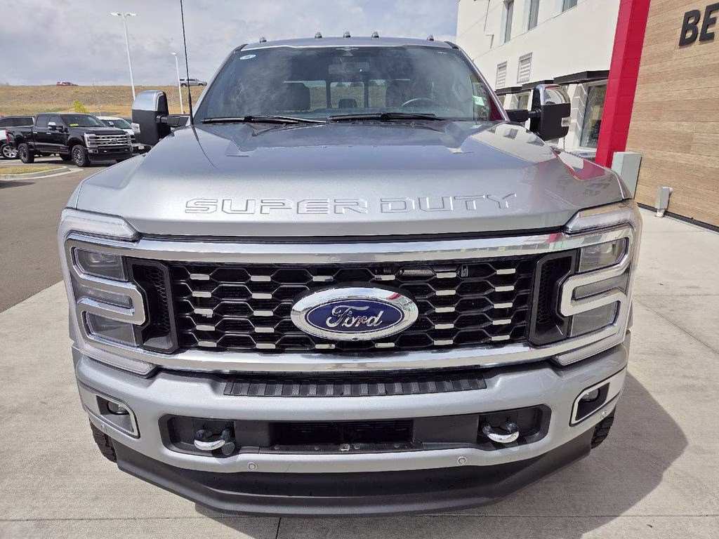 2023 Silver Ford Super Duty F-450 DRW Platinum 4X4 Truck
