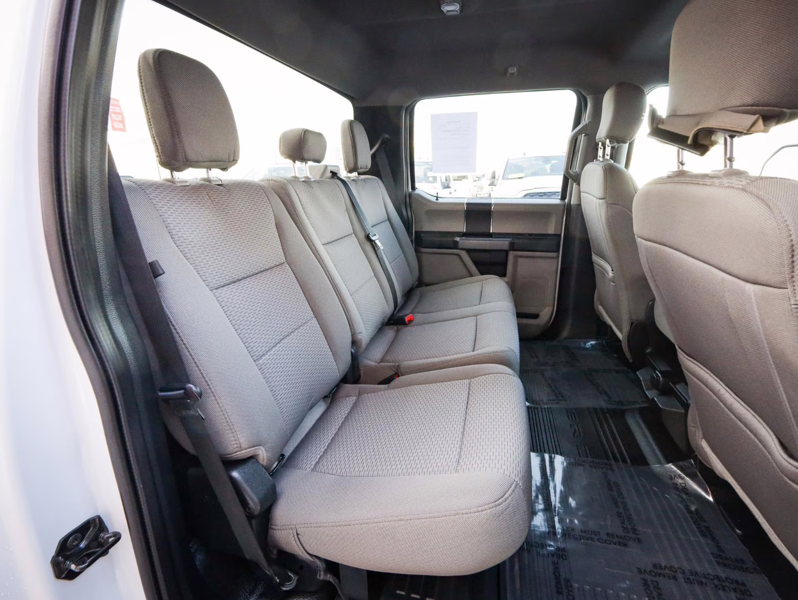 2021 Oxford White Ford Super Duty F-450 DRW XLT 4X4 Truck