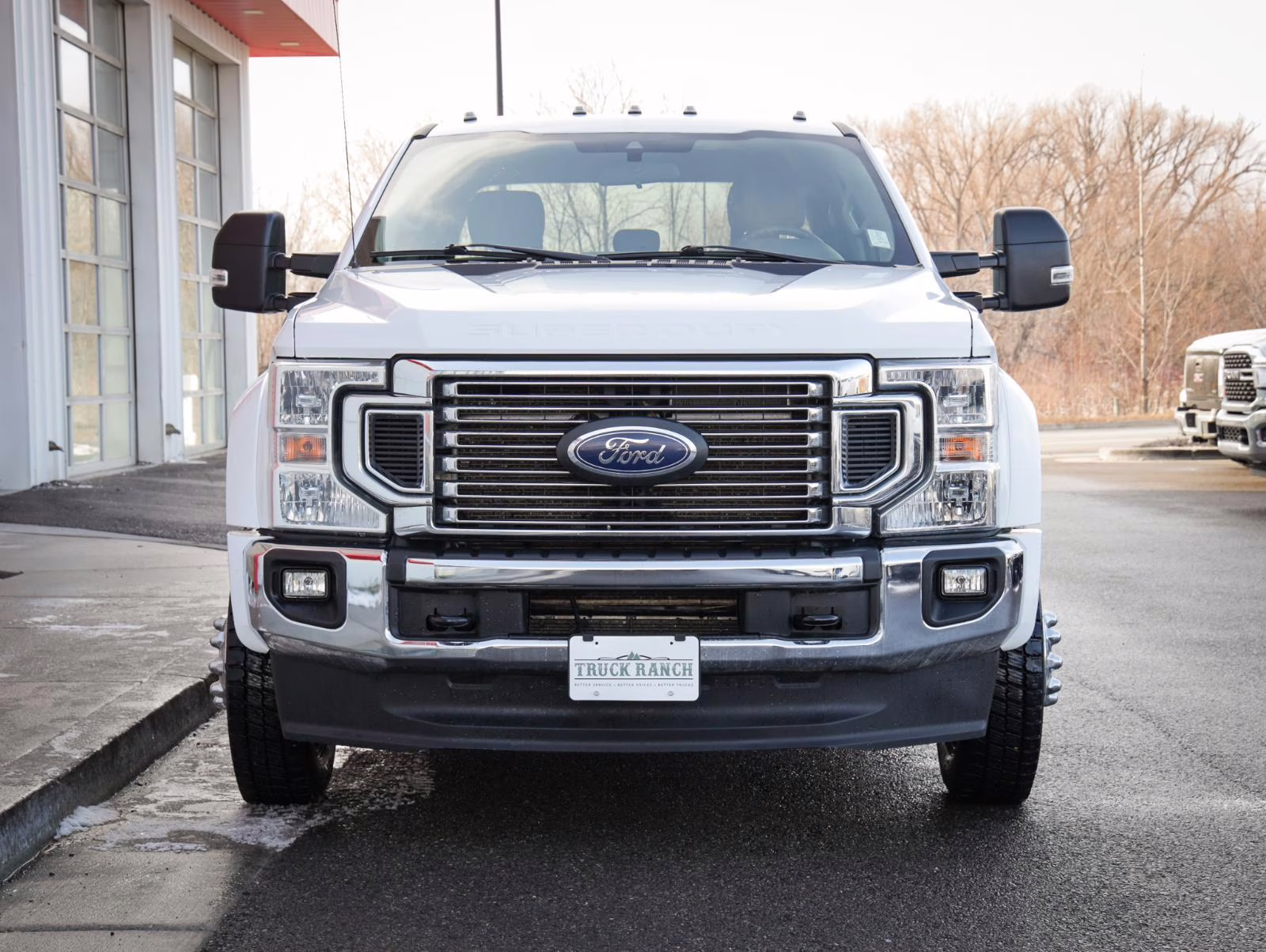 2021 Oxford White Ford Super Duty F-450 DRW XLT 4X4 Truck