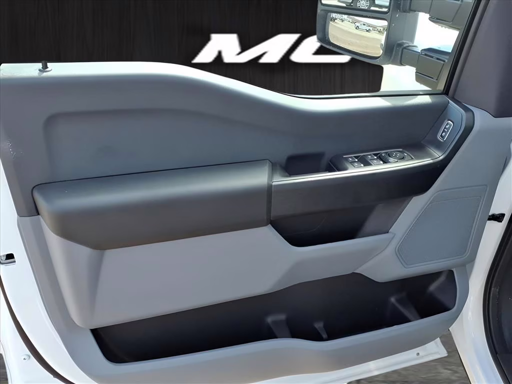 2026 Oxford White Ford Super Duty F-250 SRW XL RWD Truck
