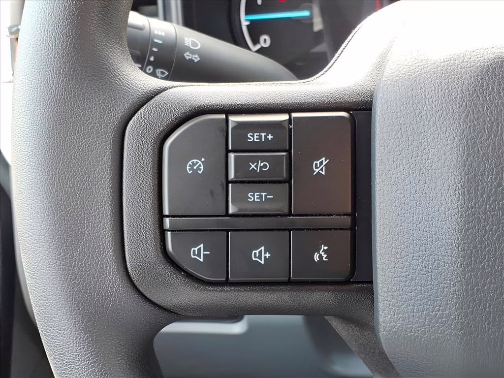 2026 Oxford White Ford Super Duty F-250 SRW XL RWD Truck