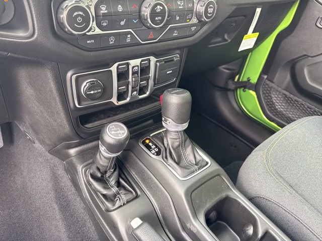 2025 Mojito Jeep Gladiator Sport S 4X4 Truck