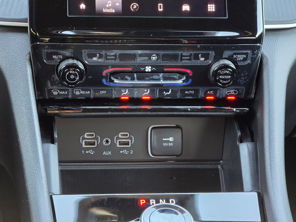 2025 Baltic Gray Metallic Clearcoat Jeep Grand Cherokee Laredo X 4X4 SUV