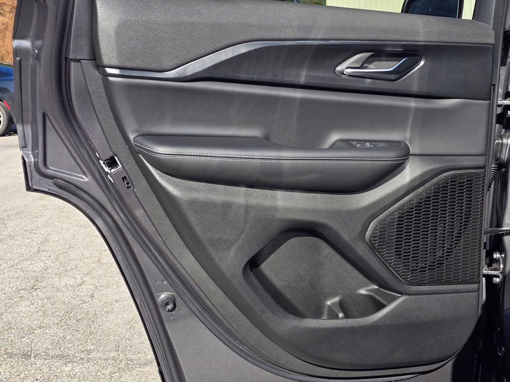 2025 Baltic Gray Metallic Clearcoat Jeep Grand Cherokee Laredo X 4X4 SUV