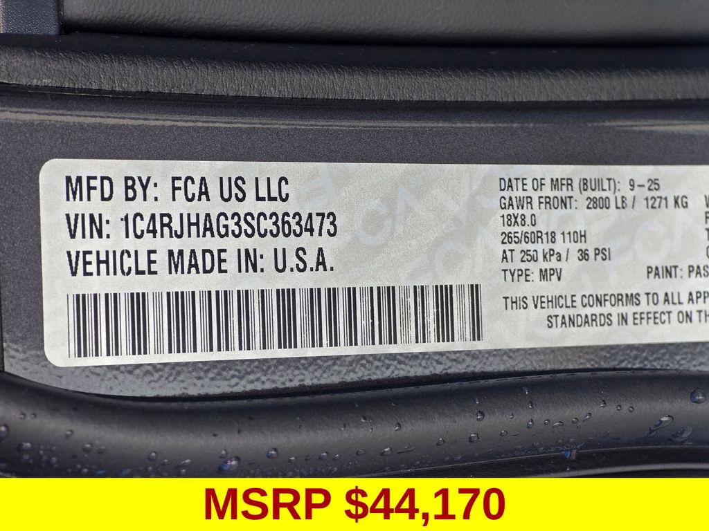 2025 Baltic Gray Metallic Clearcoat Jeep Grand Cherokee Laredo X 4X4 SUV