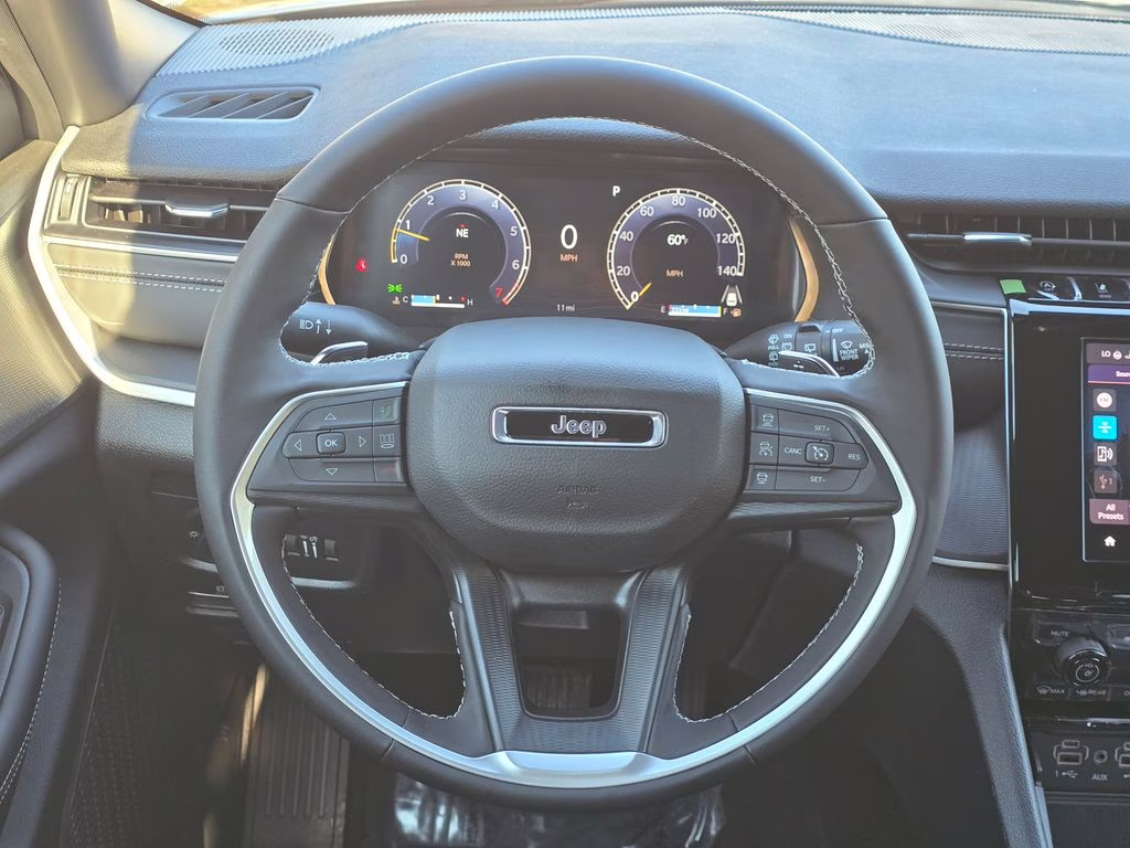 2025 Baltic Gray Metallic Clearcoat Jeep Grand Cherokee Laredo X 4X4 SUV