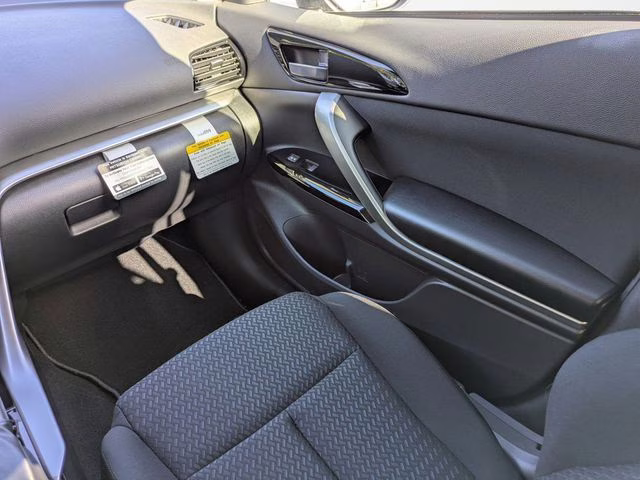 2026 Alloy Silver Metallic Mitsubishi Eclipse Cross LE 4X4 SUV