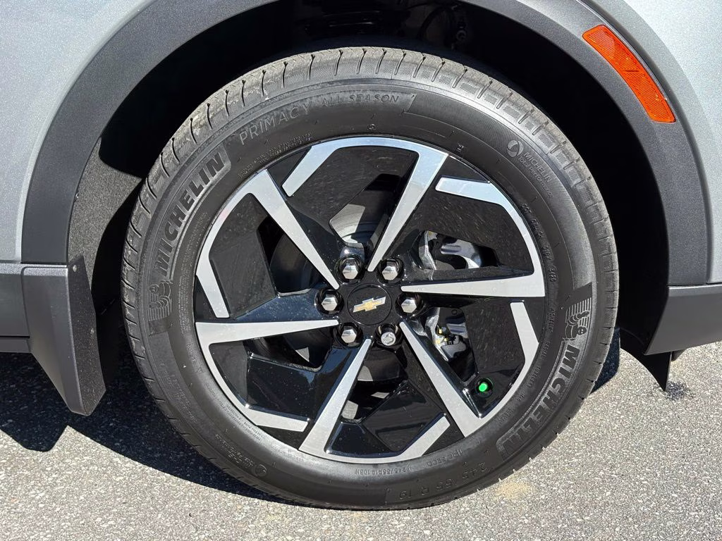 2026 Sterling Gray Metallic Chevrolet Equinox EV LT FWD SUV