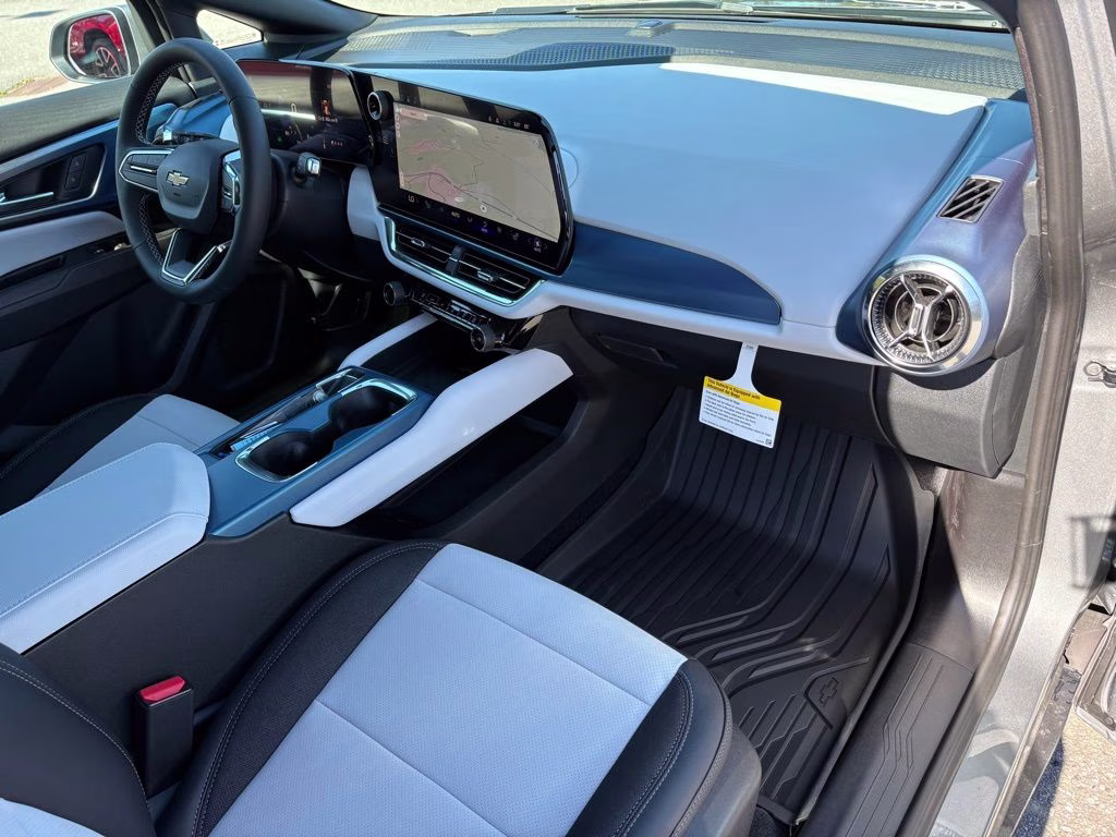 2026 Sterling Gray Metallic Chevrolet Equinox EV LT FWD SUV