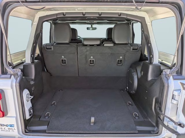 2022 Bright White Clearcoat Jeep Wrangler Unlimited Rubicon 4xe 4X4 SUV