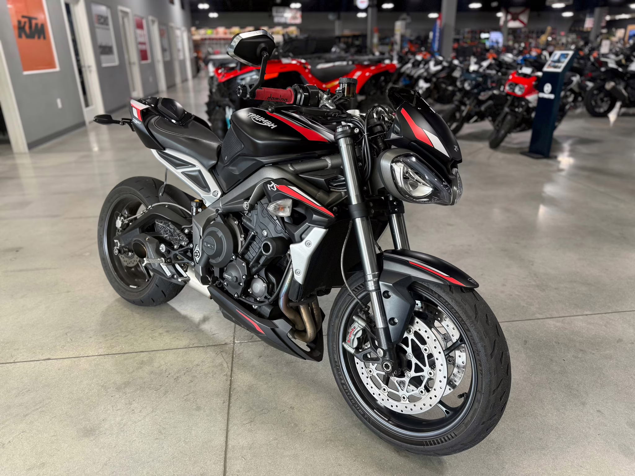 2020 - Triumph Street Triple RS Motorcycle