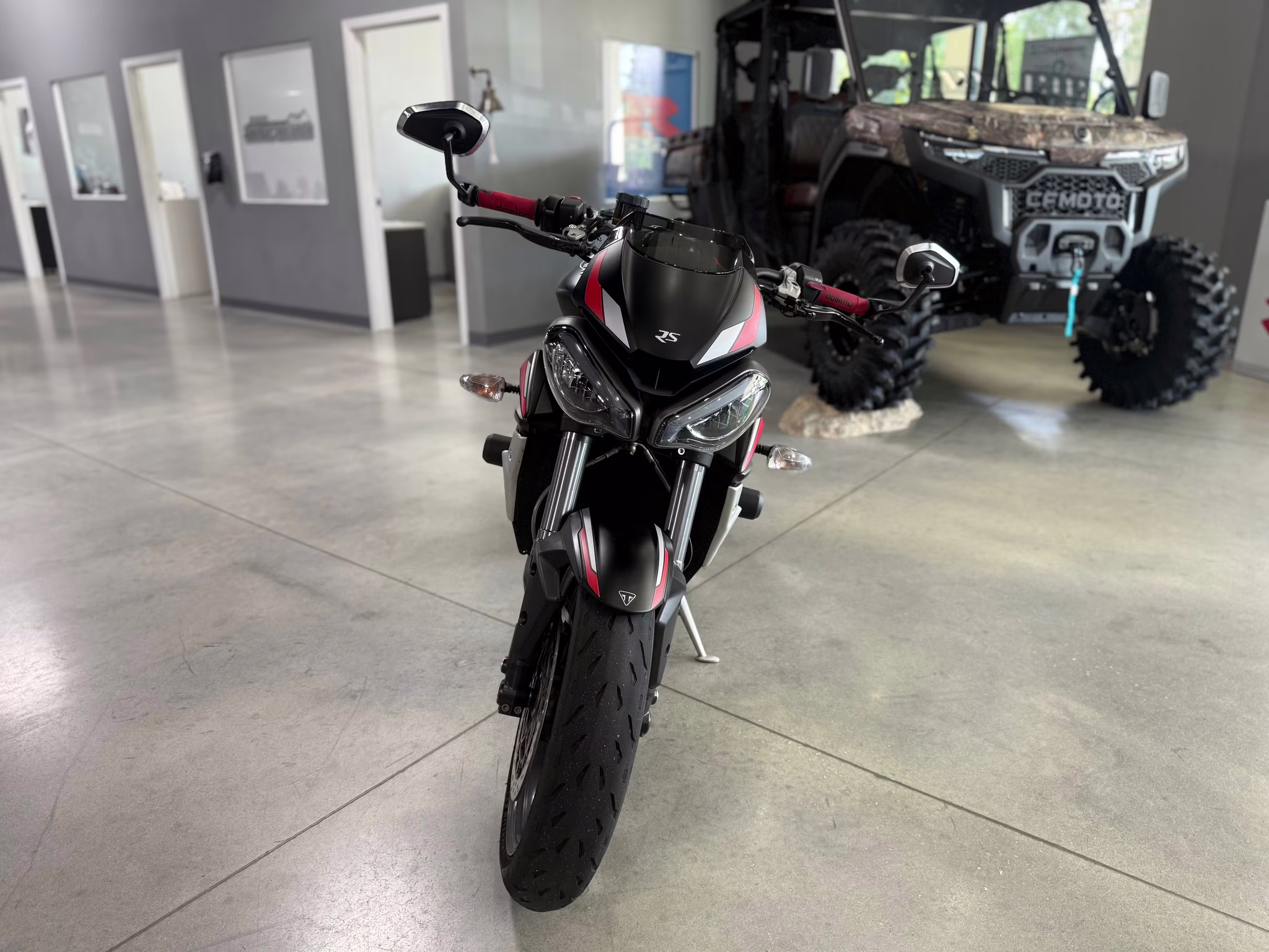 2020 - Triumph Street Triple RS Motorcycle