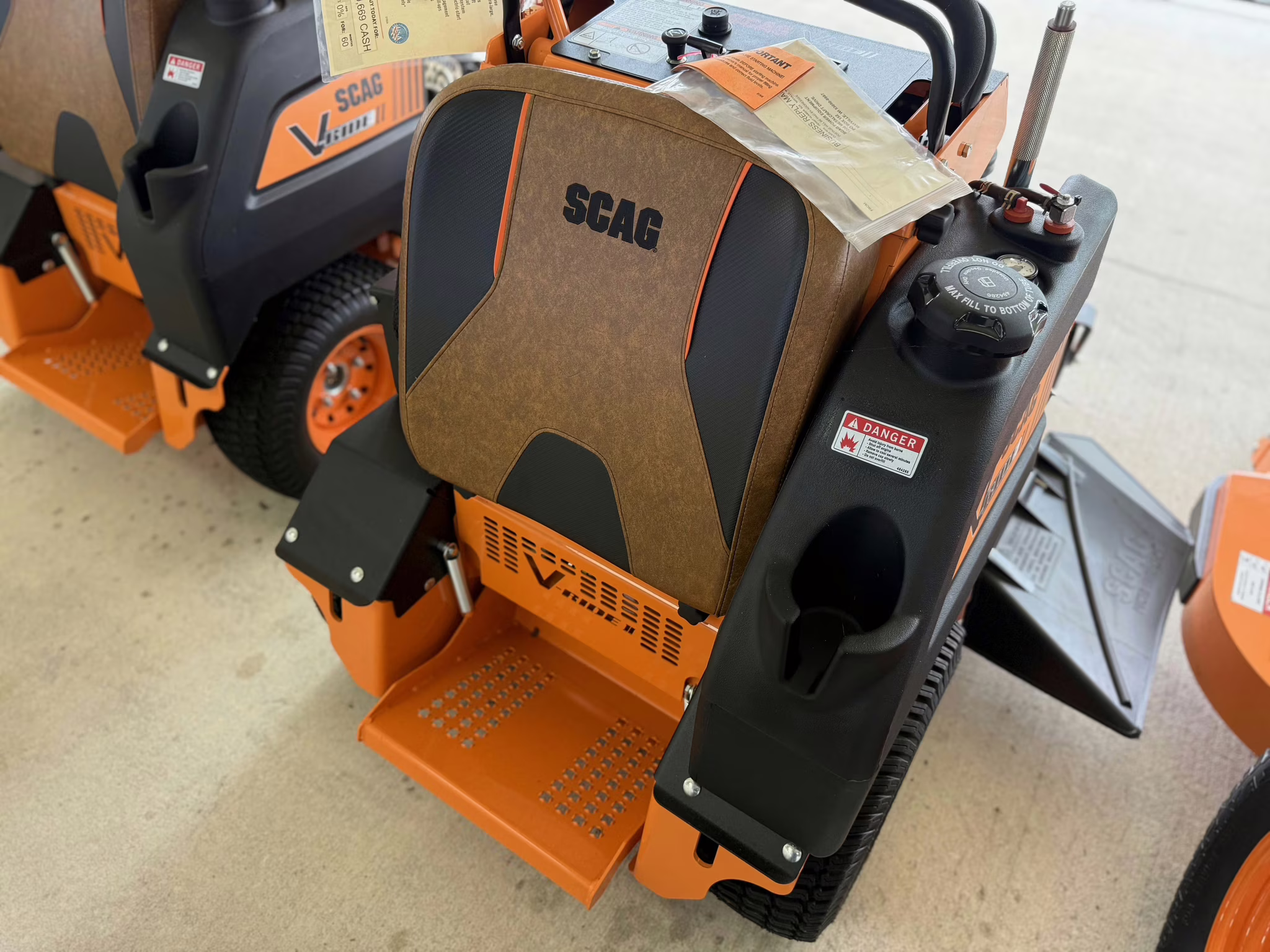 2026 - SCAG V-Ride II SVRII36A-19FX Lawn Mower