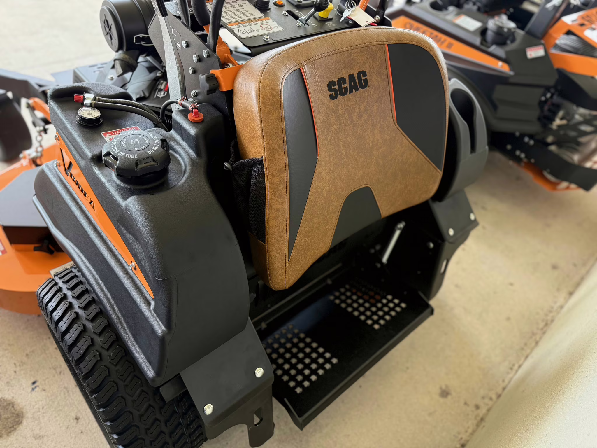 2026 - SCAG V-Ride XL SVRXL-61V-38FX EFI Lawn Mower