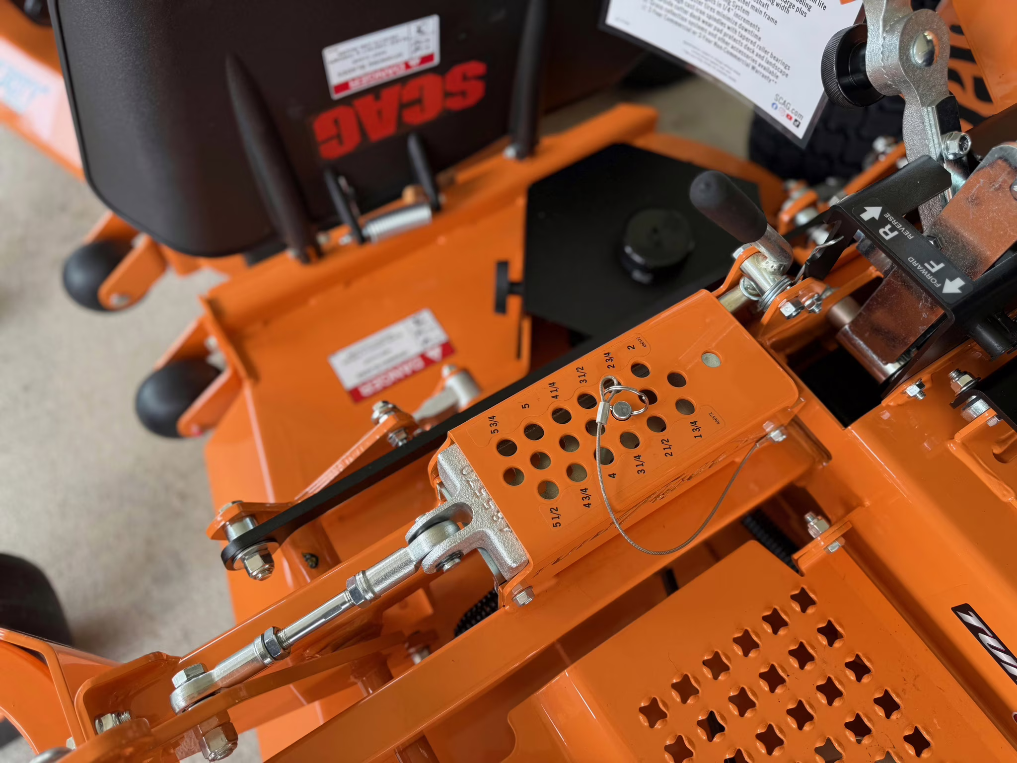 2026 - SCAG Turf Tiger II STTII-61V-38CH EFI Lawn Mower