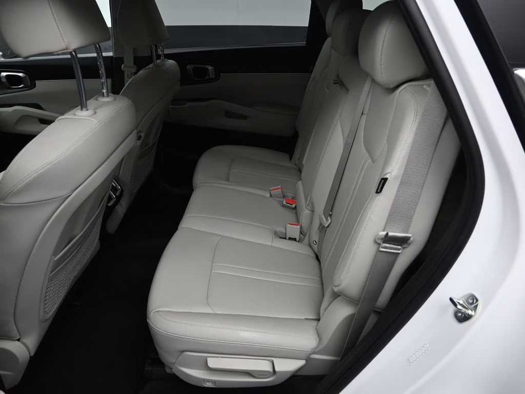 2026 Glacial White Pearl Kia Sorento S AWD SUV