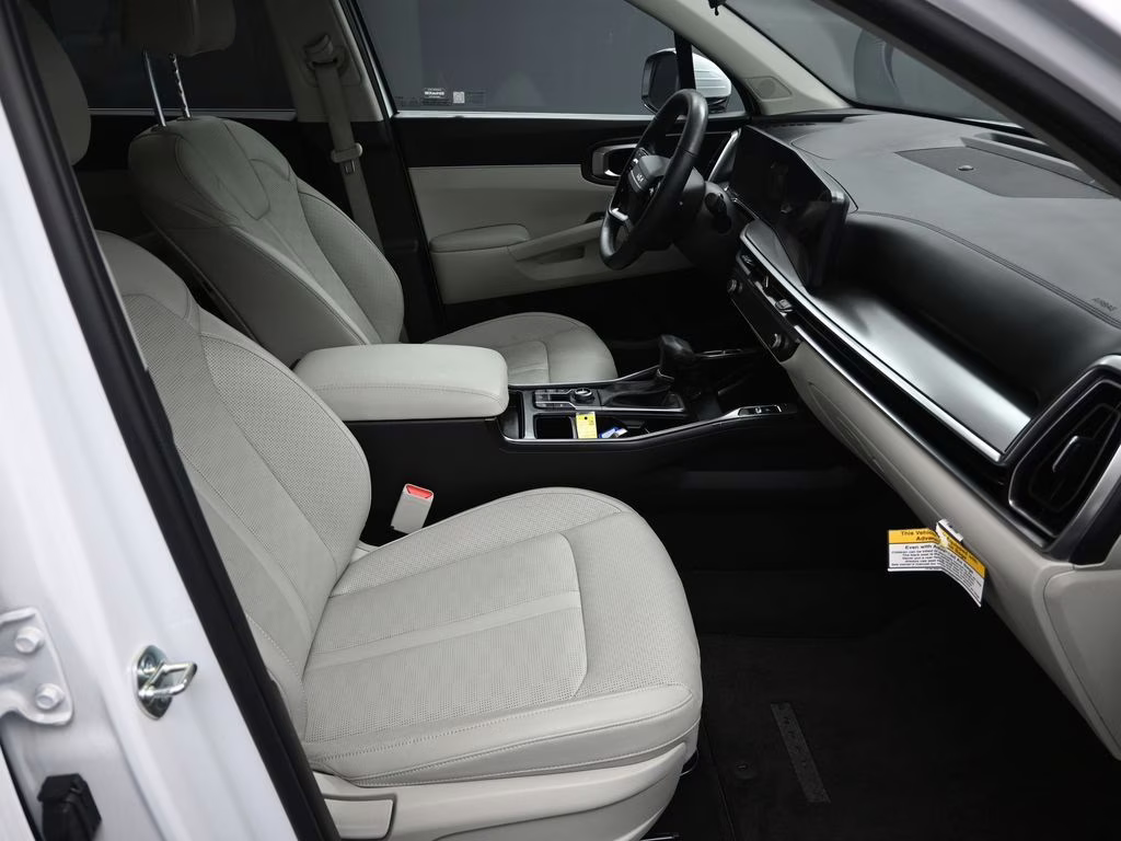 2026 Glacial White Pearl Kia Sorento S AWD SUV