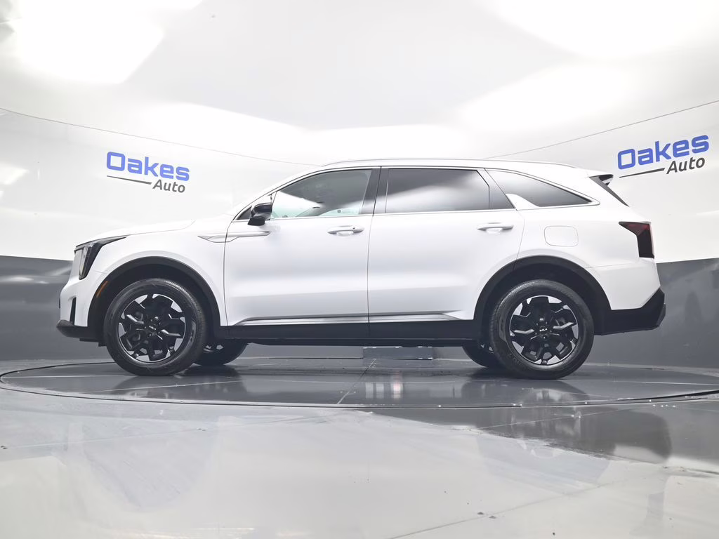 2026 Glacial White Pearl Kia Sorento S AWD SUV