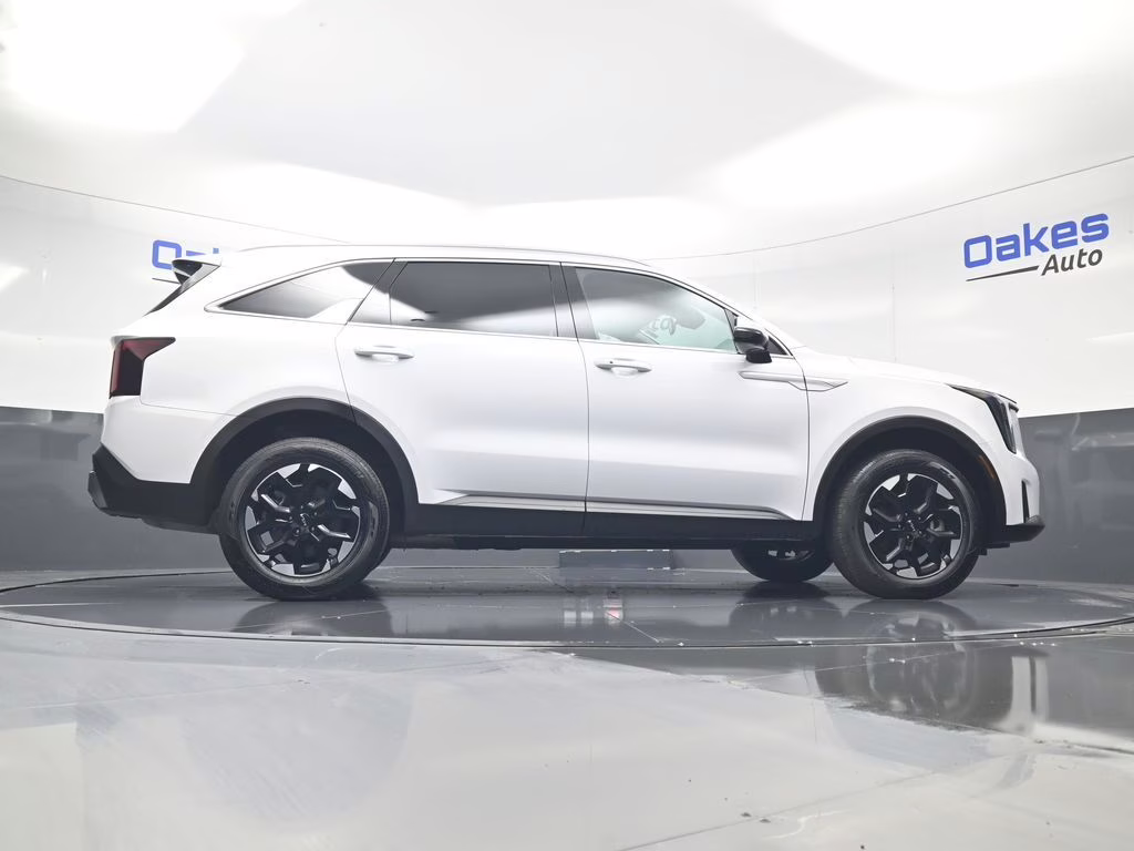 2026 Glacial White Pearl Kia Sorento S AWD SUV