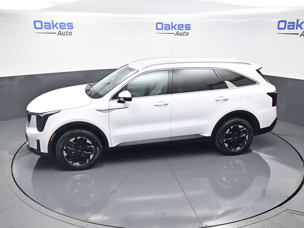 2026 Glacial White Pearl Kia Sorento S AWD SUV