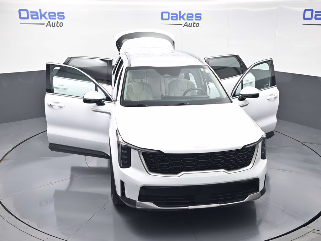 2026 Glacial White Pearl Kia Sorento S AWD SUV
