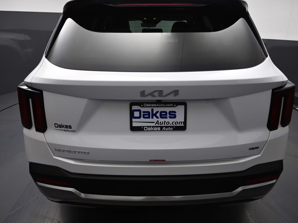 2026 Glacial White Pearl Kia Sorento S AWD SUV