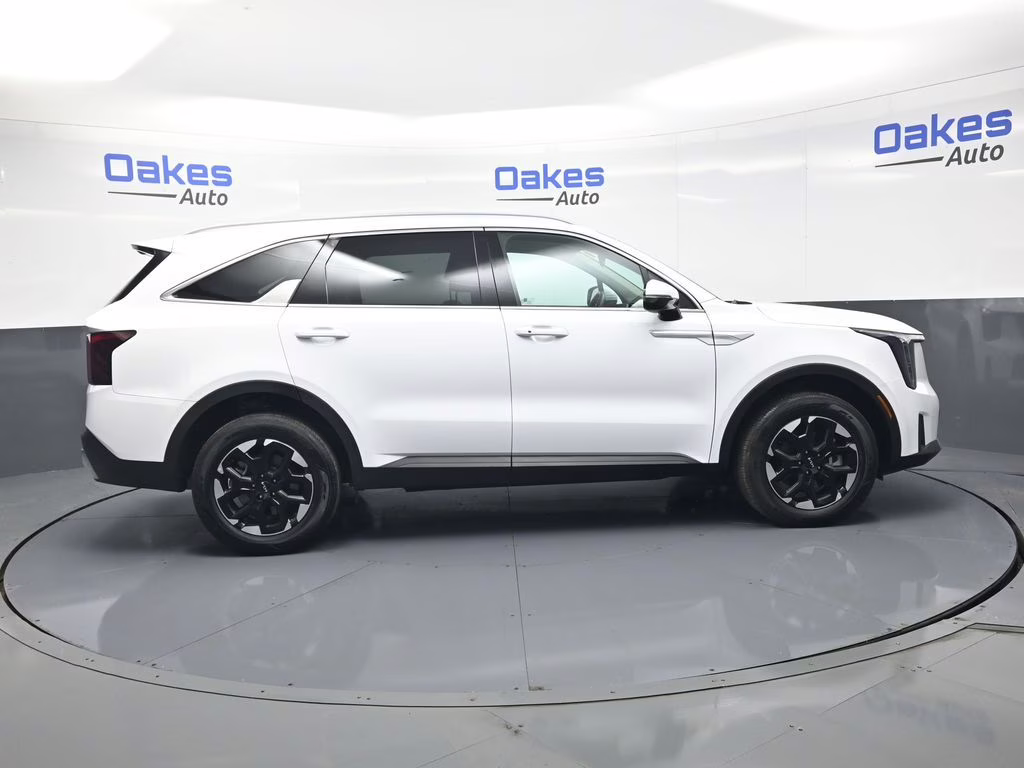 2026 Glacial White Pearl Kia Sorento S AWD SUV