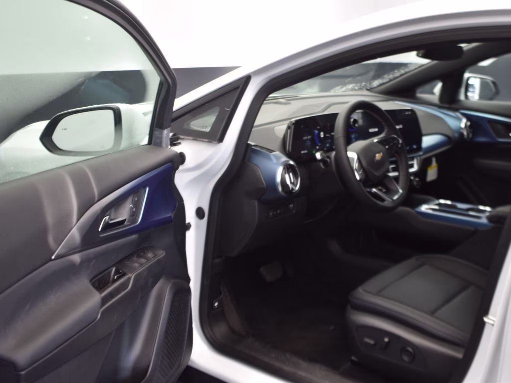 2025 Summit White Chevrolet Equinox EV LT FWD SUV