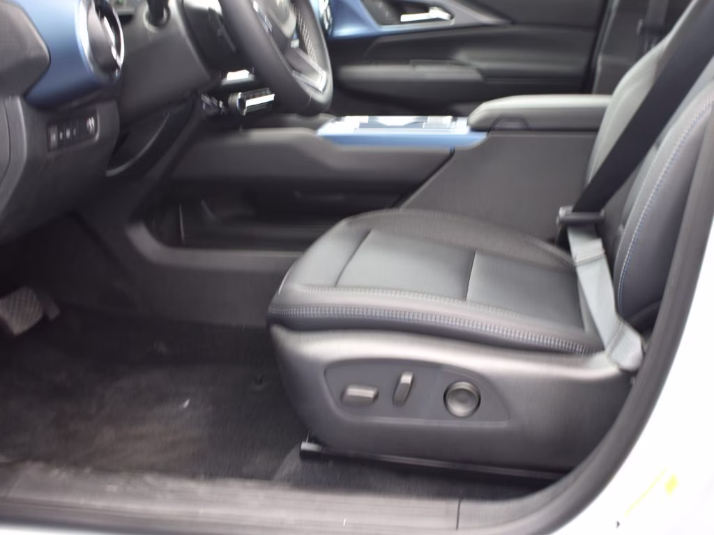 2025 Summit White Chevrolet Equinox EV LT FWD SUV