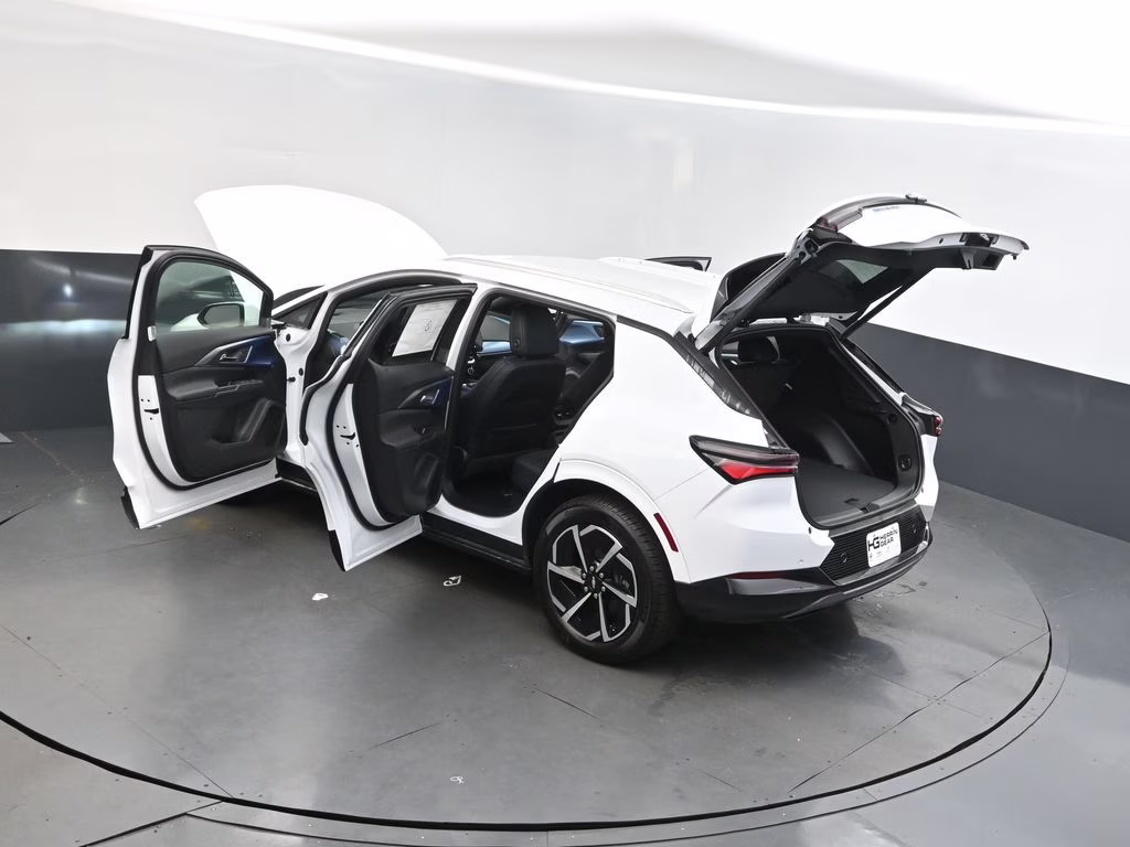 2025 Summit White Chevrolet Equinox EV LT FWD SUV
