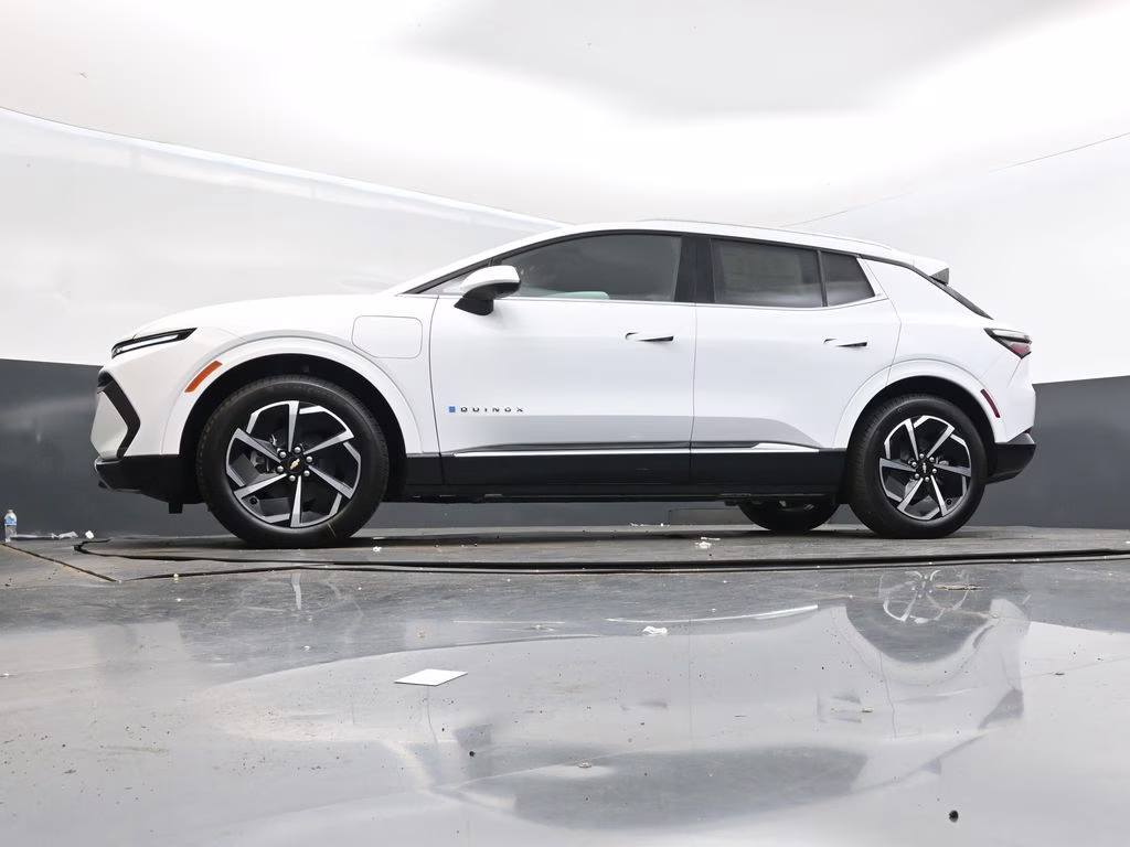2025 Summit White Chevrolet Equinox EV LT FWD SUV