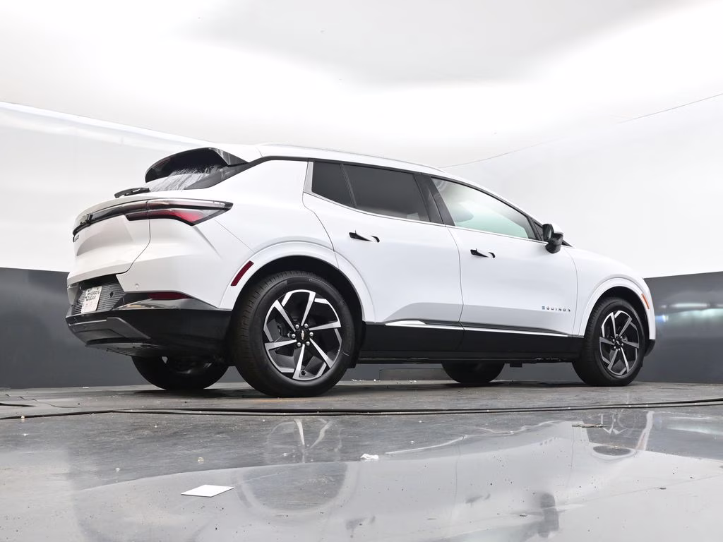 2025 Summit White Chevrolet Equinox EV LT FWD SUV
