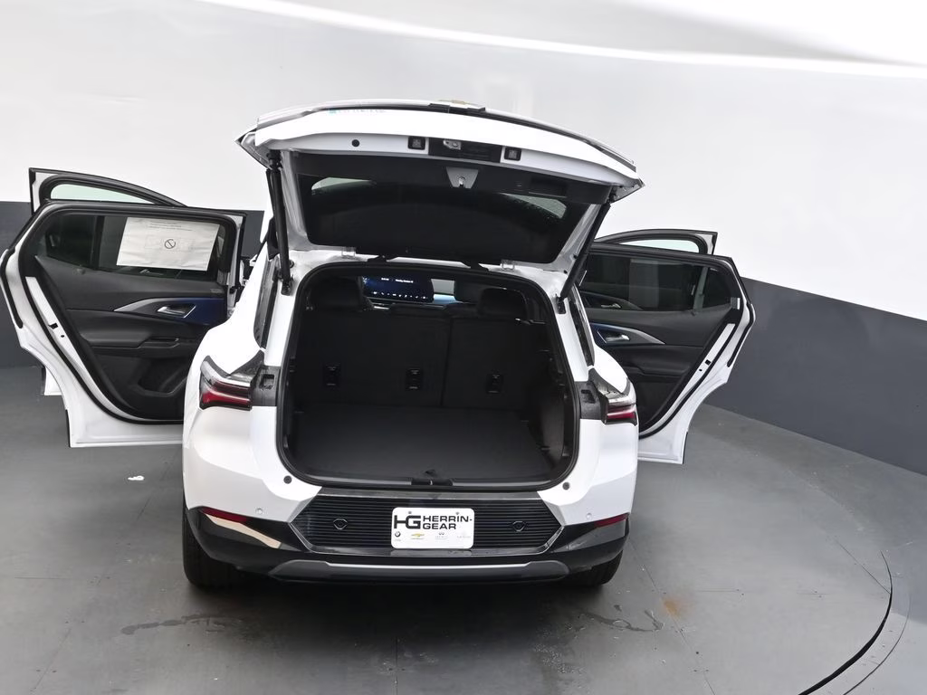 2025 Summit White Chevrolet Equinox EV LT FWD SUV