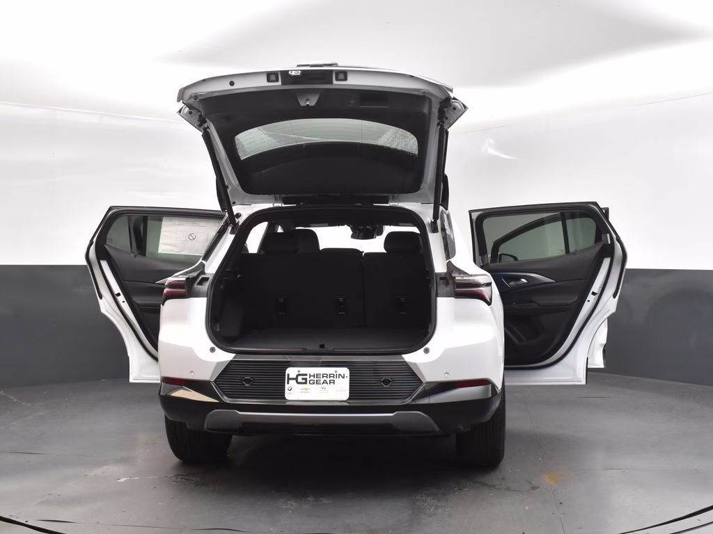 2025 Summit White Chevrolet Equinox EV LT FWD SUV