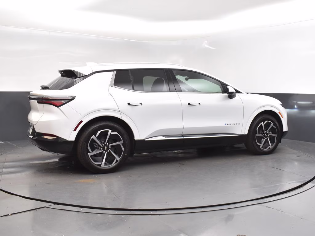 2025 Summit White Chevrolet Equinox EV LT FWD SUV