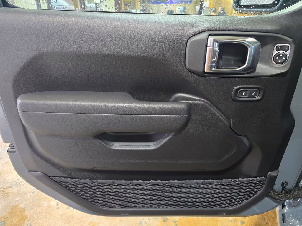 2026 Anvil Clear Coat Jeep Wrangler Sport S 4X4 SUV