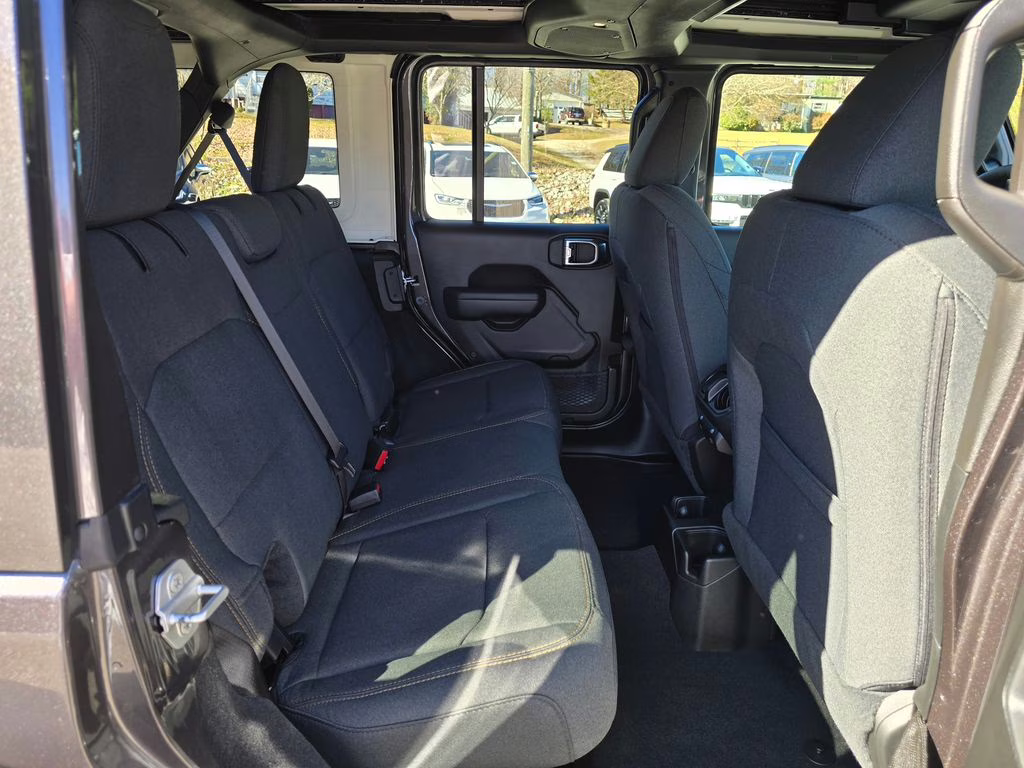 2026 Granite Crystal Metallic Clearcoat Jeep Wrangler Willys 4X4 SUV