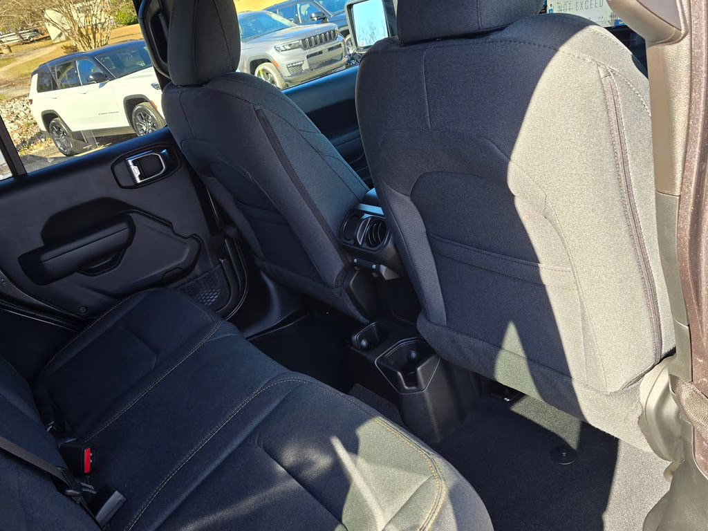 2026 Granite Crystal Metallic Clearcoat Jeep Wrangler Willys 4X4 SUV