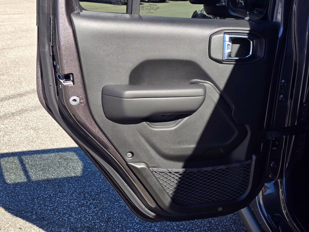 2026 Granite Crystal Metallic Clearcoat Jeep Wrangler Willys 4X4 SUV