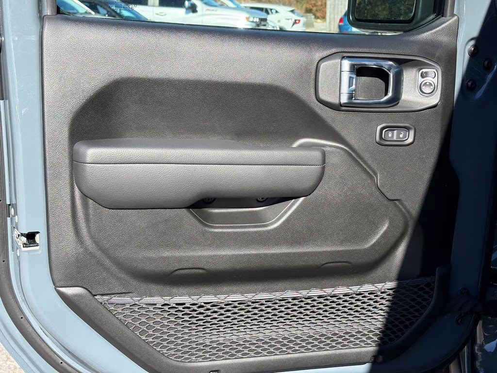 2026 Anvil Clear Coat Jeep Wrangler Willys 4X4 SUV