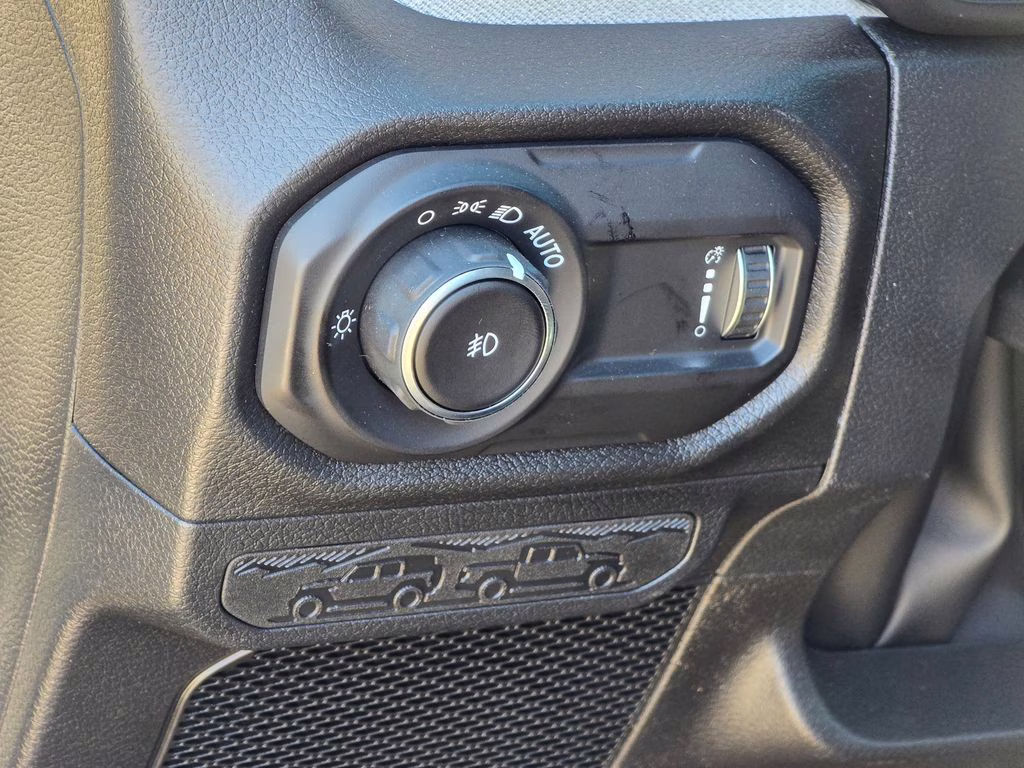 2026 Granite Crystal Metallic Clearcoat Jeep Wrangler Willys 4X4 SUV