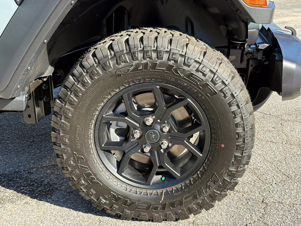 2026 Anvil Clear Coat Jeep Wrangler Willys 4X4 SUV