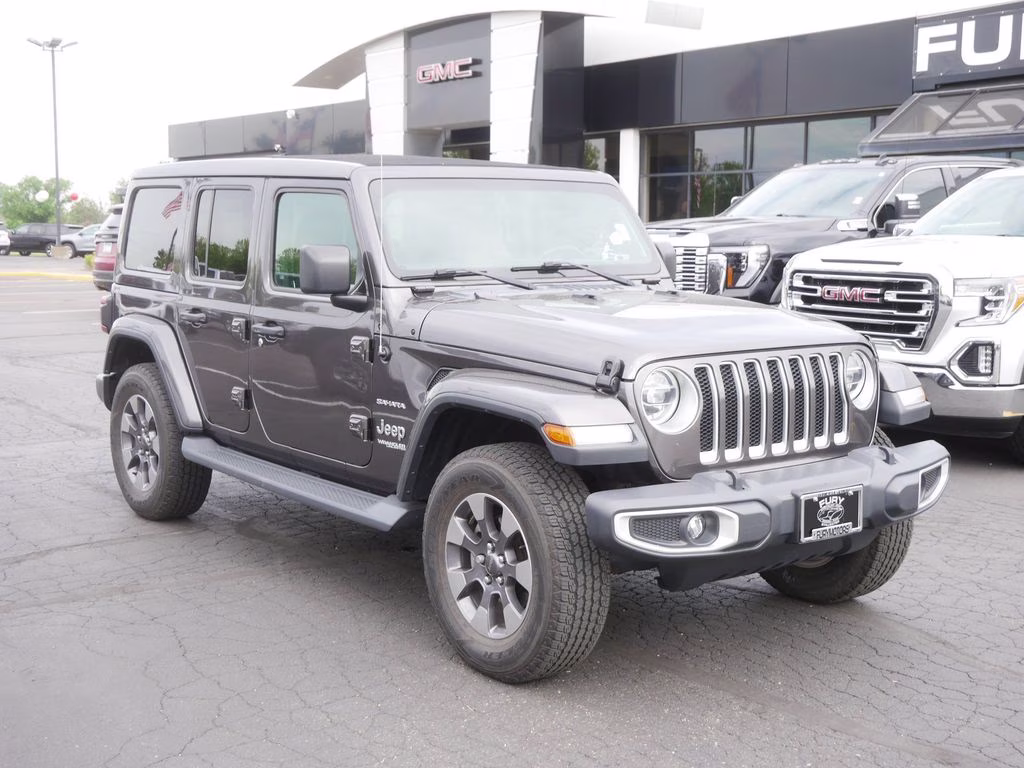 2020 Granite Crystal Metallic Clearcoat Jeep Wrangler Unlimited Sahara 4X4 SUV
