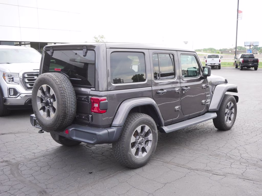 2020 Granite Crystal Metallic Clearcoat Jeep Wrangler Unlimited Sahara 4X4 SUV