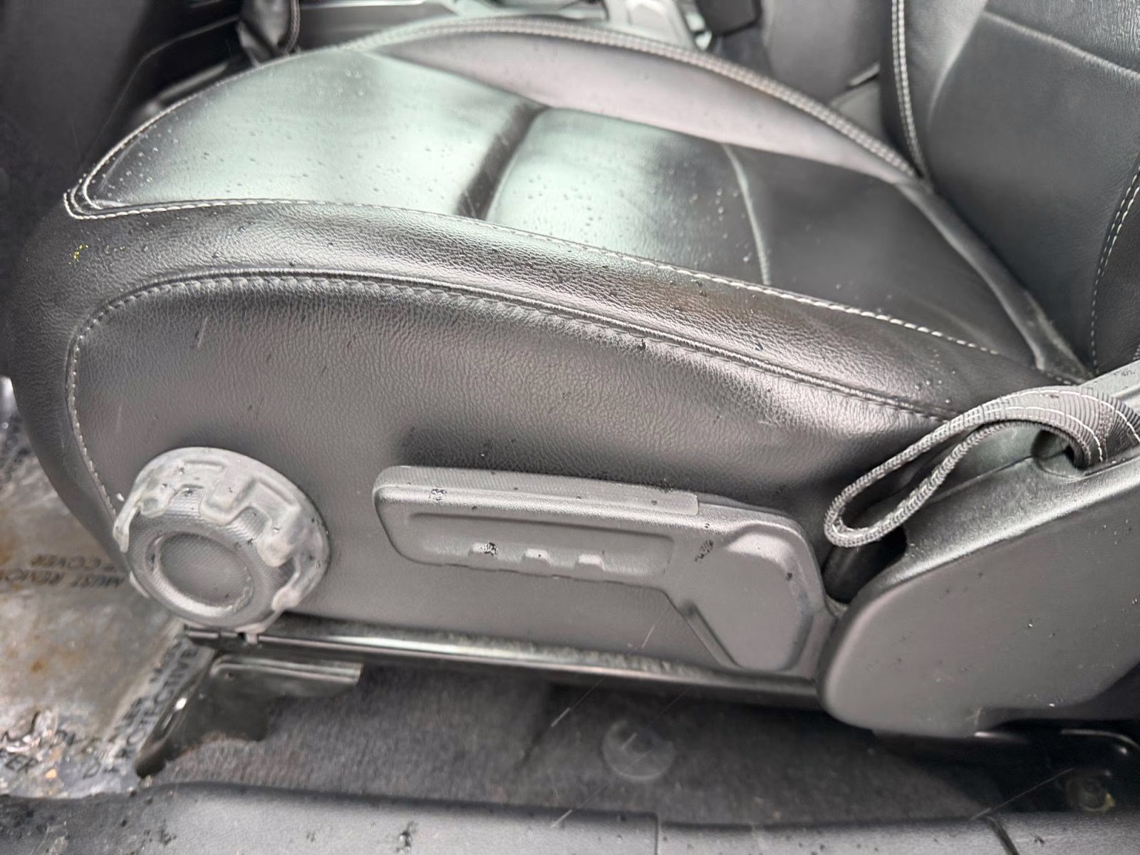 2020 Granite Crystal Metallic Clearcoat Jeep Wrangler Unlimited Sahara 4X4 SUV